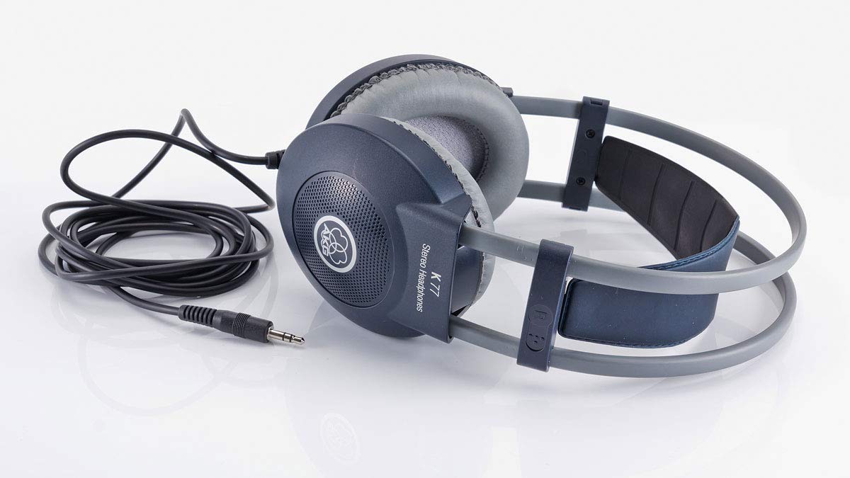 ヘッドホン AKG K77